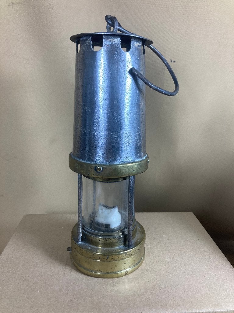 Antiek Engelse mijnlamp, Ophalen of Verzenden