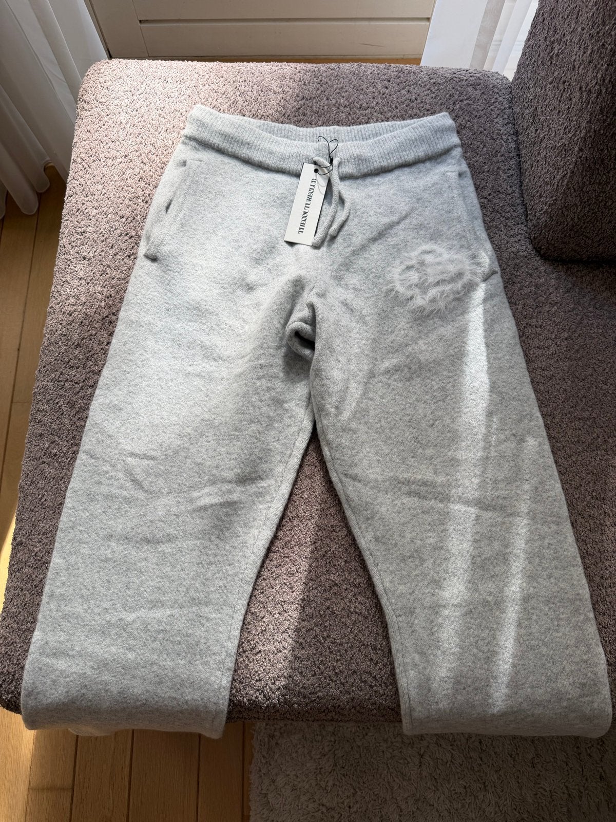 The Couture Club Fluffy Emblem Knitted Joggers Maat M, Maat 38/40 (M), Nieuw, Ophalen of Verzenden, Grijs