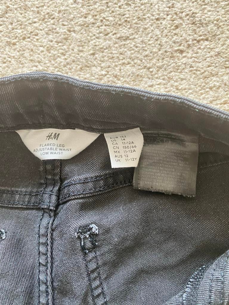 H&M Zwarte Flared Jeans - Maat 152 (11-12 jaar), Ophalen of Verzenden, Gedragen, Zwart, Overige jeansmaten