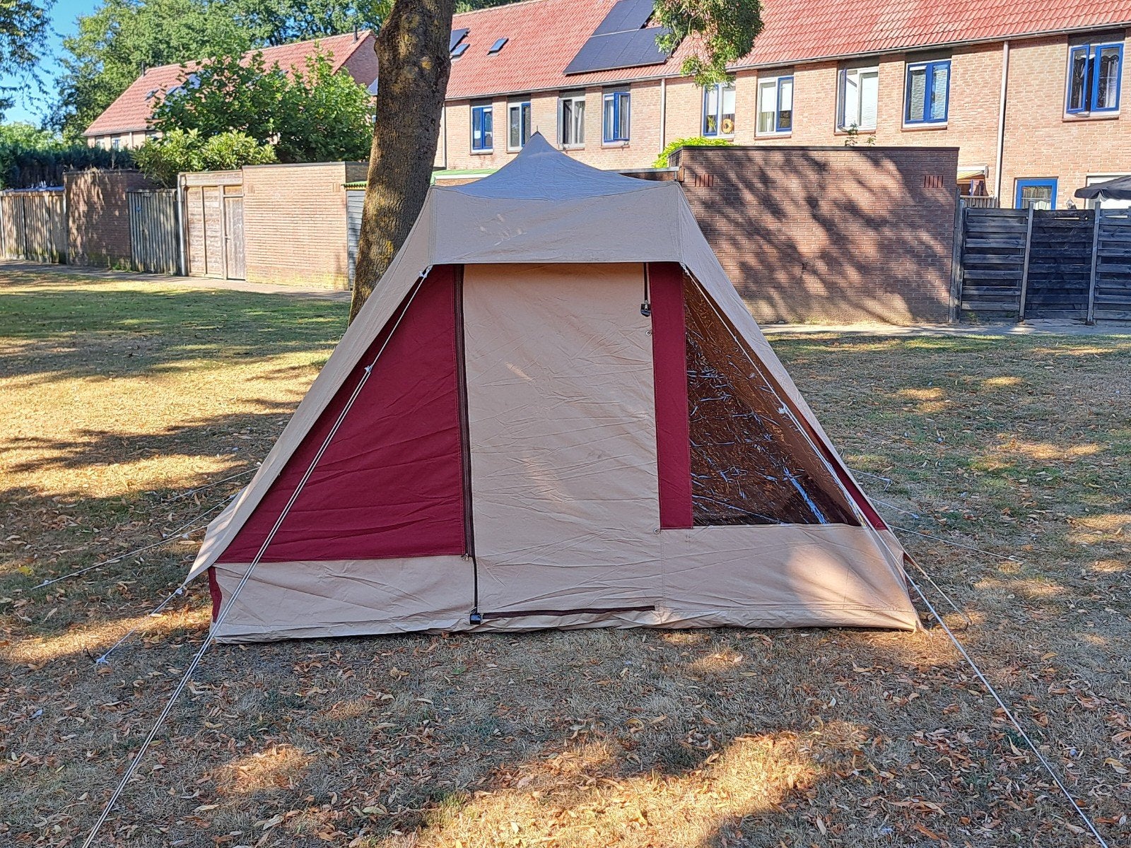 piramide tent esvo boudin 280 pry Holland 4 L, Caravans en Kamperen, Ophalen, Zo goed als nieuw, Tot en met 4