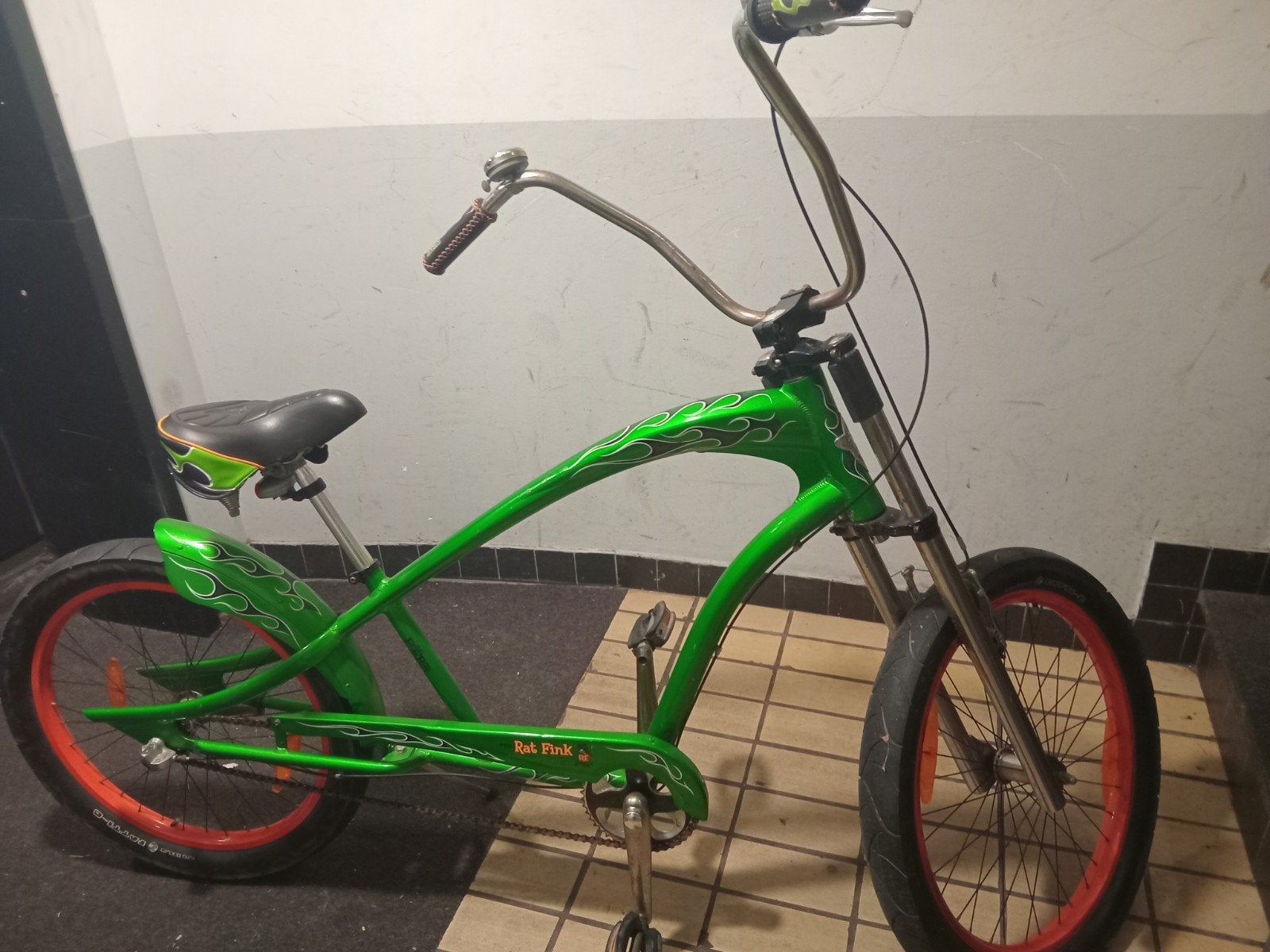 Unieke Groene Chopper Fiets met Vlammen - Zo goed als nieuw, Overige merken, Terugtraprem, Zo goed als nieuw, Minder dan 49 cm