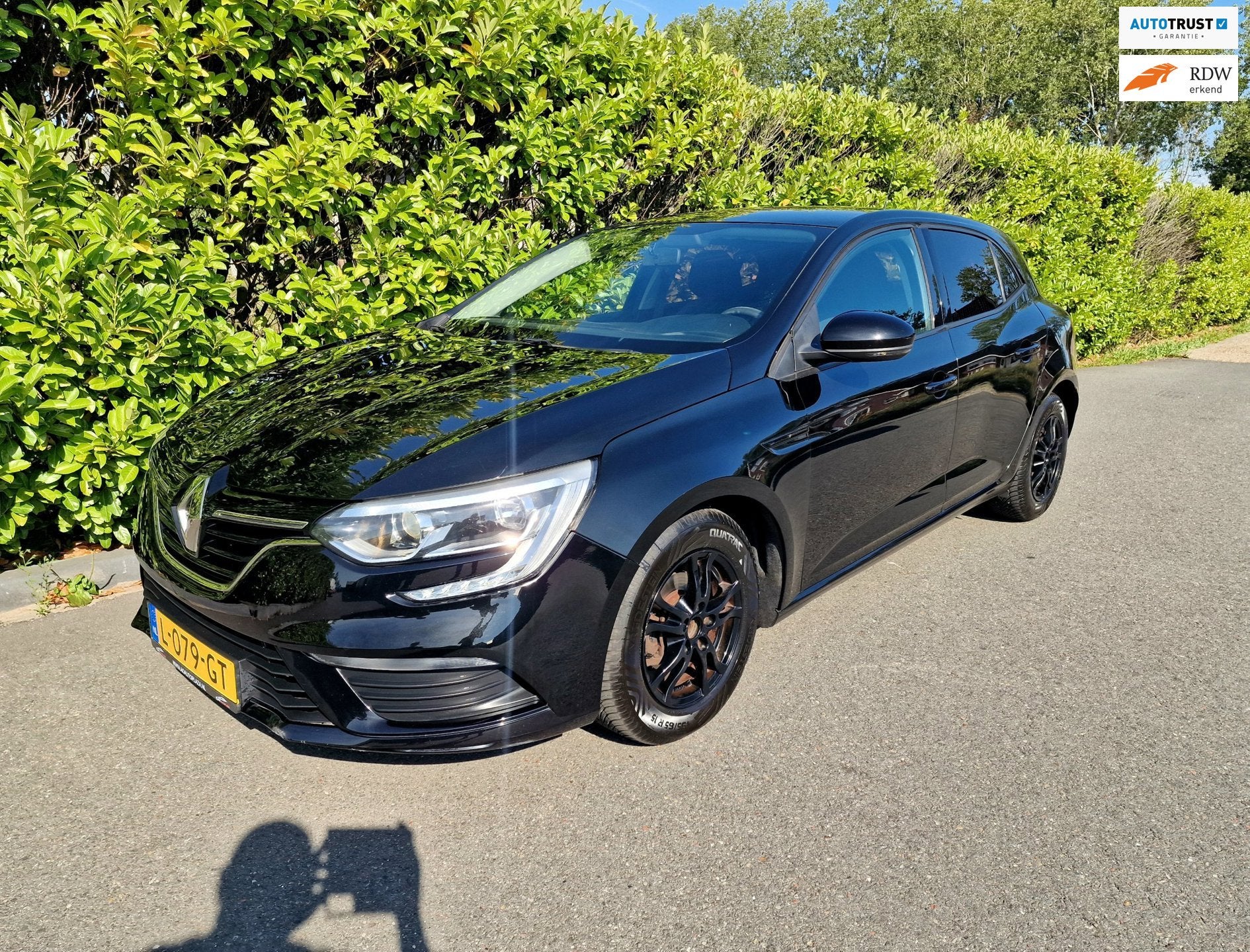 Renault Mégane 1.2 Bose Nw banden Nw Remschijven + Blokken, Auto's, Voorwielaandrijving, Gebruikt, 4 cilinders, 1650 kg