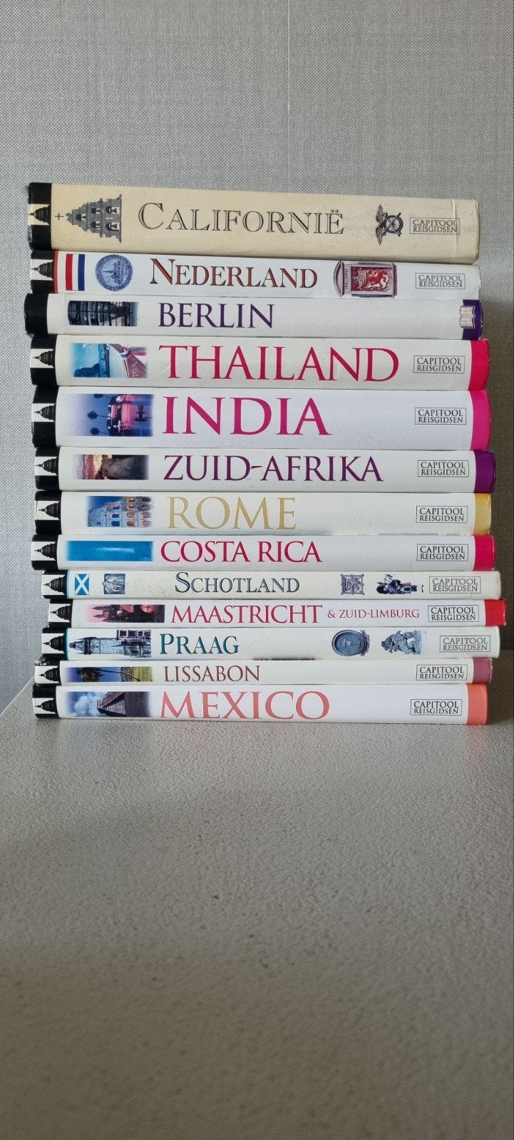 Capitool Reisgidsen: Diverse Bestemmingen, Boeken, Capitool, Europa, Reisgids of -boek, Ophalen
