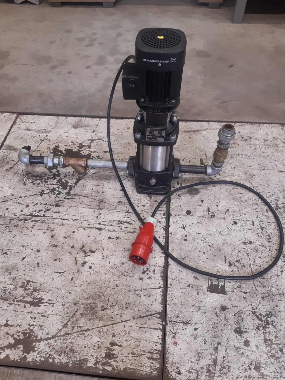 Grundfos CR1-10 A-A-E-HQQE Centrifugaalpomp, Ophalen