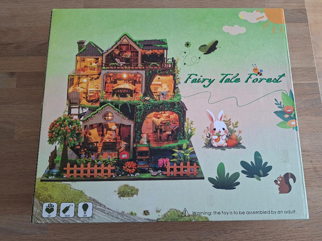 Miniatuurhuis bouwpakket, Fairy Tale Forest, Ophalen of Verzenden, Nieuw, Knutselwerk
