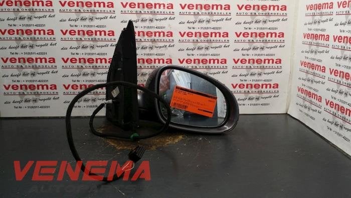 Buitenspiegel rechts van een Volkswagen Golf, Gebruikt, -, Volkswagen, -