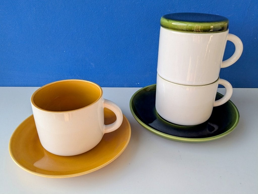 Vintage kop en schotels & filter/Driehoek Huizen Holland, Huis en Inrichting, Keuken | Servies, Gebruikt, Ophalen of Verzenden