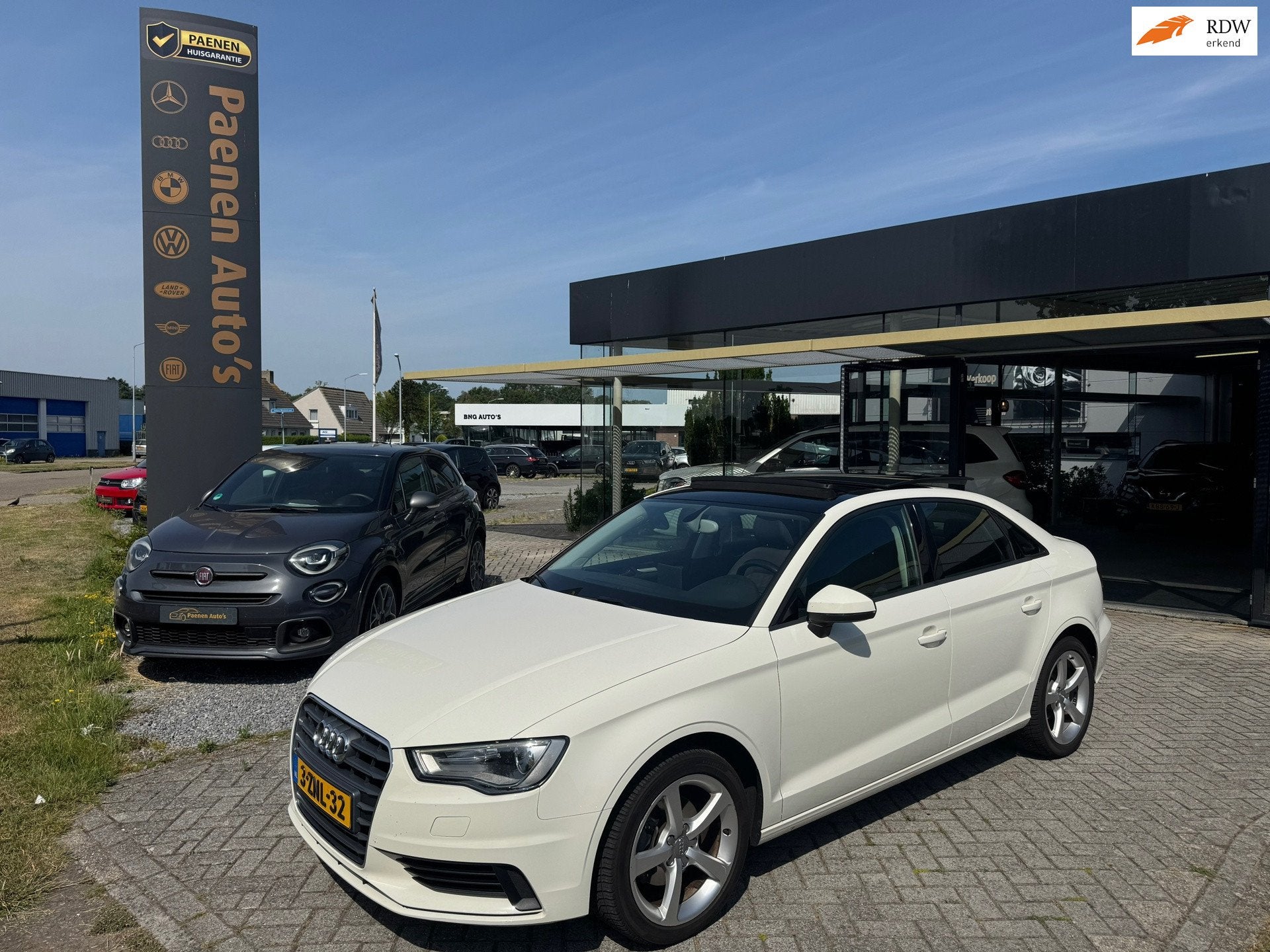 Audi A3 Limousine 1.4 TFSI CoD Attraction Pro Line Plus|Pano, Auto's, Audi, Navigatiesysteem, Stof, Gebruikt, 4 cilinders