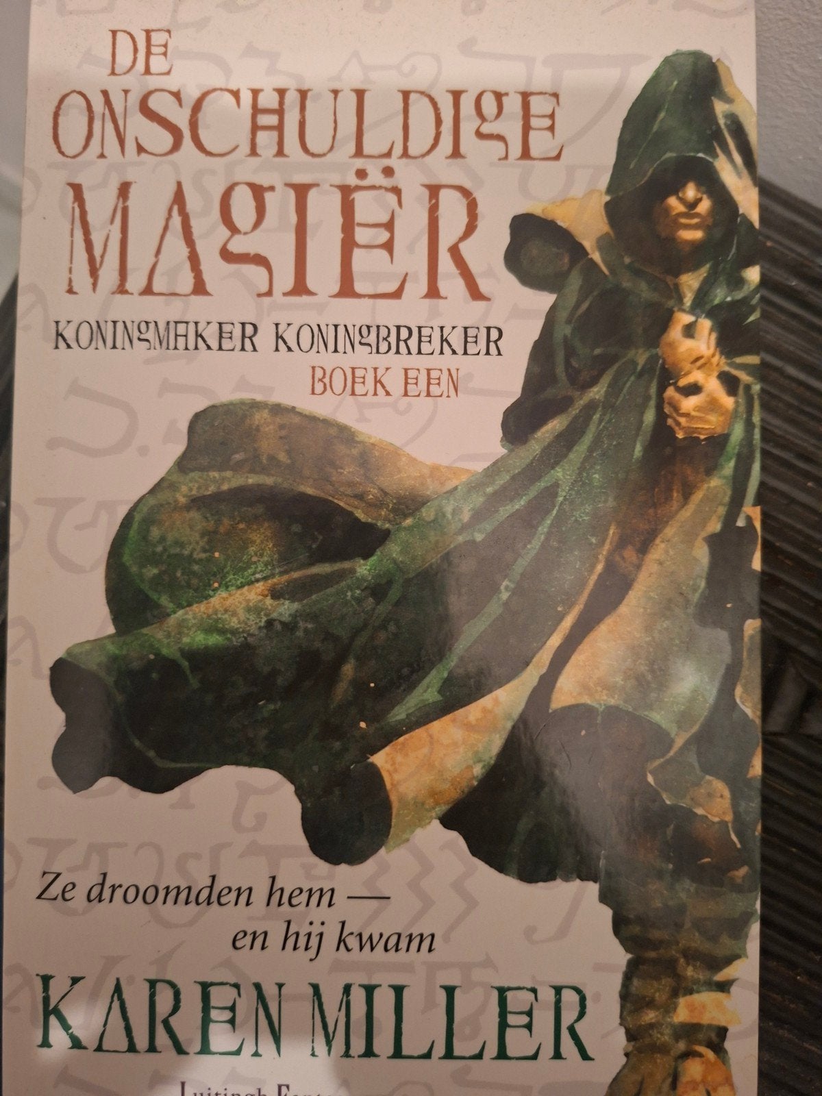 De Onschuldige Magiër - Koningmaker Koningbreker Boek Een, Boeken, Ophalen of Verzenden