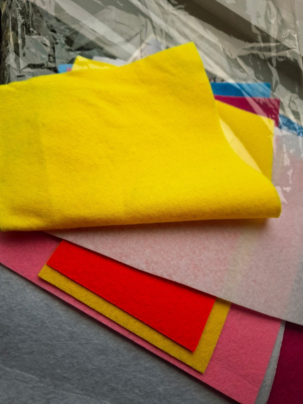 Diverse kleuren vilt voor knutselprojecten, Ophalen of Verzenden