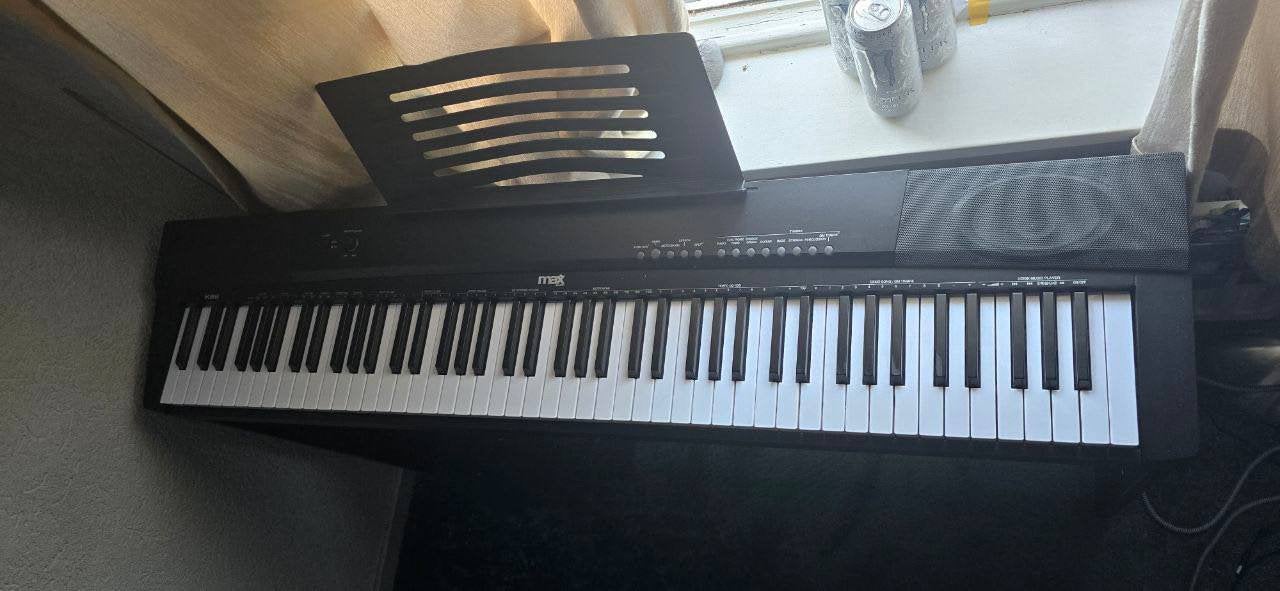 synthesizer MAX KB6W, Muziek en Instrumenten, Keyboards, Ophalen, Zo goed als nieuw, 61 toetsen, Overige merken