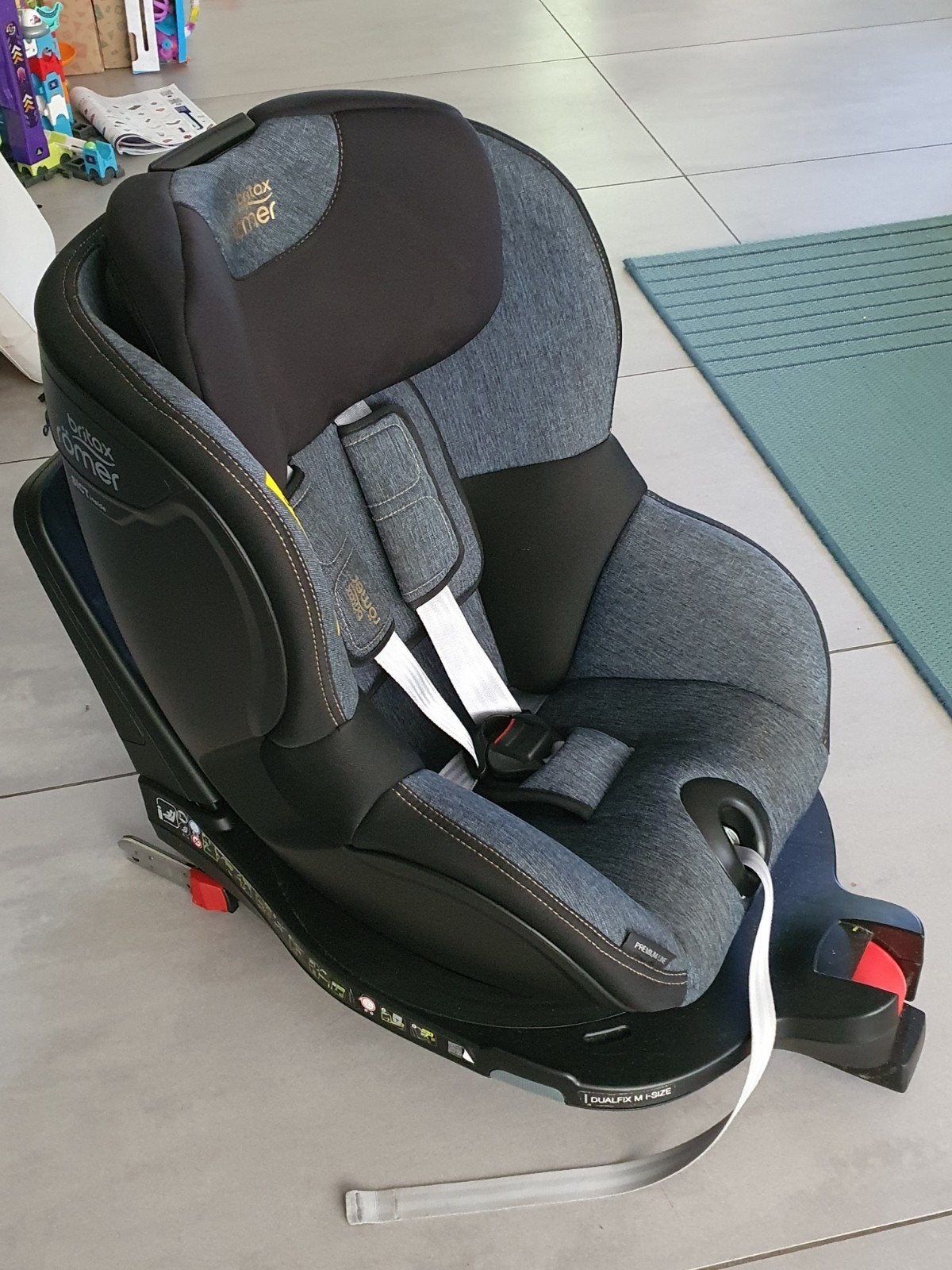 Britax Römer Dualfix M i-Size autostoel, Ophalen, Romer, Gebruikt, 9 t/m 18 kg