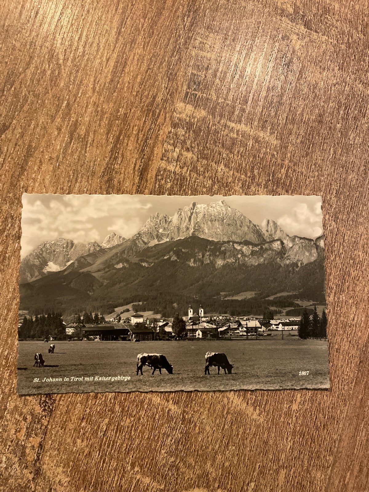 Oude ansichtkaart St. Johann in Tirol met Kaisergebirge, Ophalen of Verzenden, Gelopen, Oostenrijk