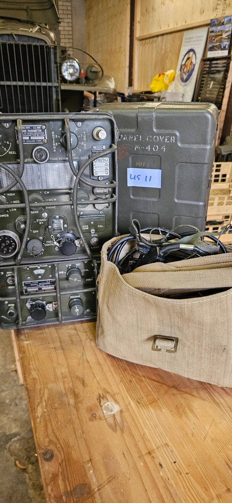 Originele BC-1306 Radio Transceiver uit 1944 met beugel, Verzamelen, Ophalen of Verzenden, Landmacht, Amerika