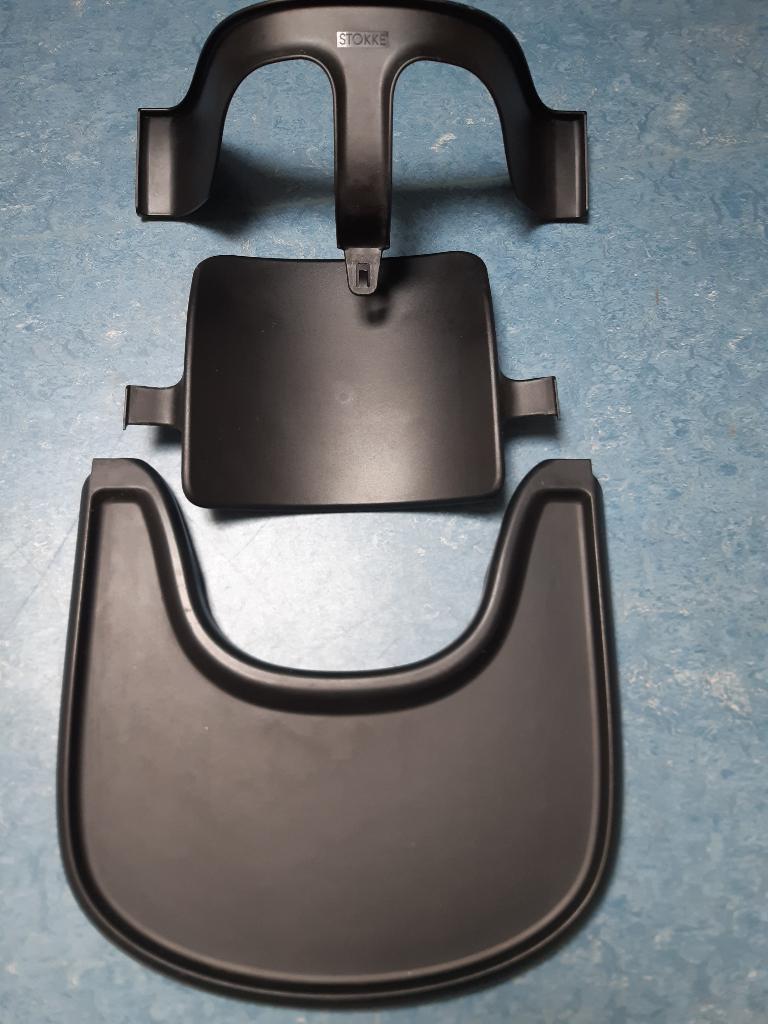 Stokke stoelverkleiner met kussen en tafelblad, Ophalen of Verzenden, Gebruikt, Meegroeistoel, Afneembaar eetblad