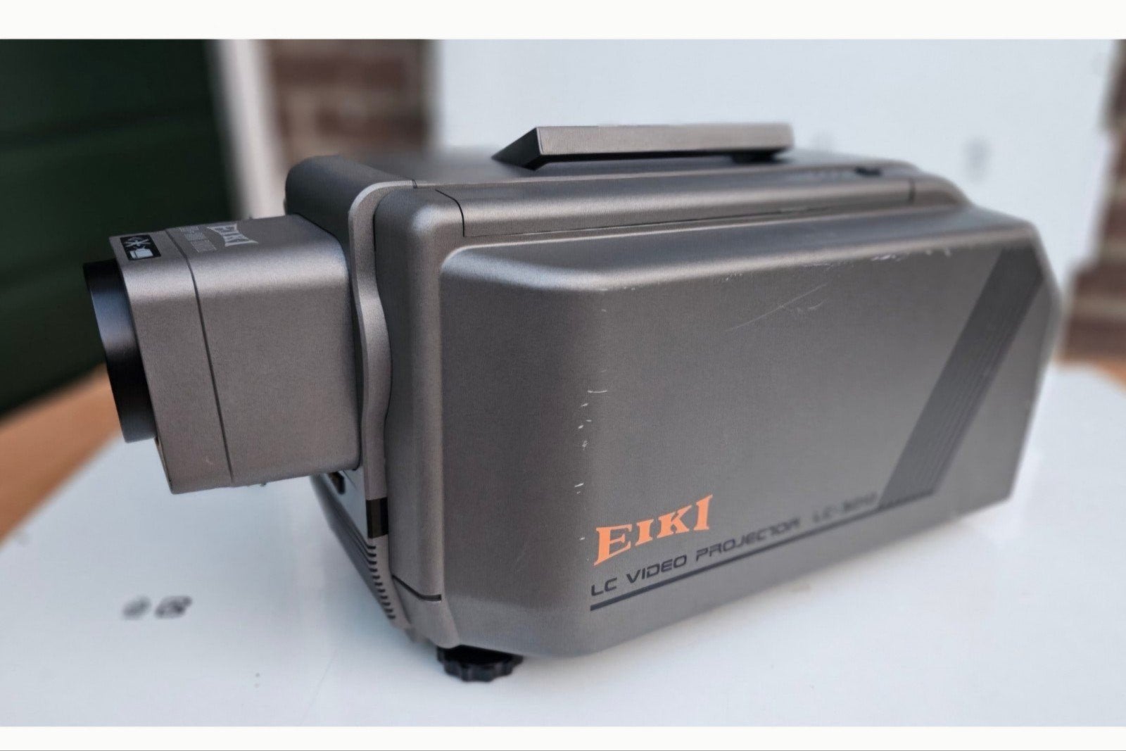 Zeer complete EIKI LC-3010 LCD videoprojector uit de jaren 9, Ophalen of Verzenden, Overige resoluties