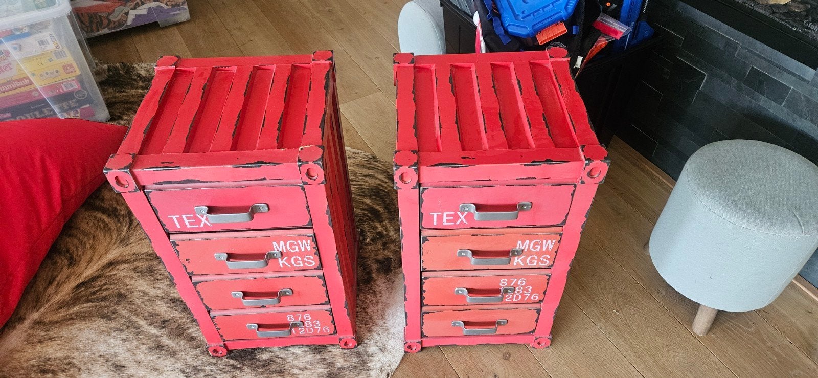 2x Unieke ladekasten in containerstijl - rood, Huis en Inrichting, Kasten | Ladekasten, Ophalen, Overige materialen, Minder dan 50 cm