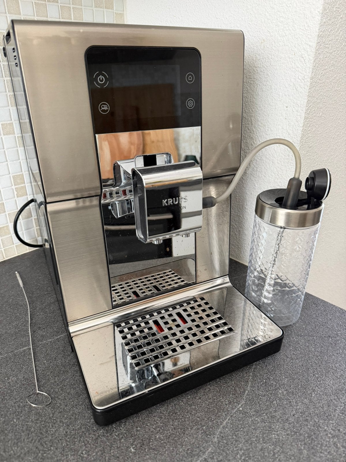 Krups intuition Experience EA877D - bonen koffiemachine, Ophalen, Afneembaar waterreservoir, Gebruikt, Koffiemachine