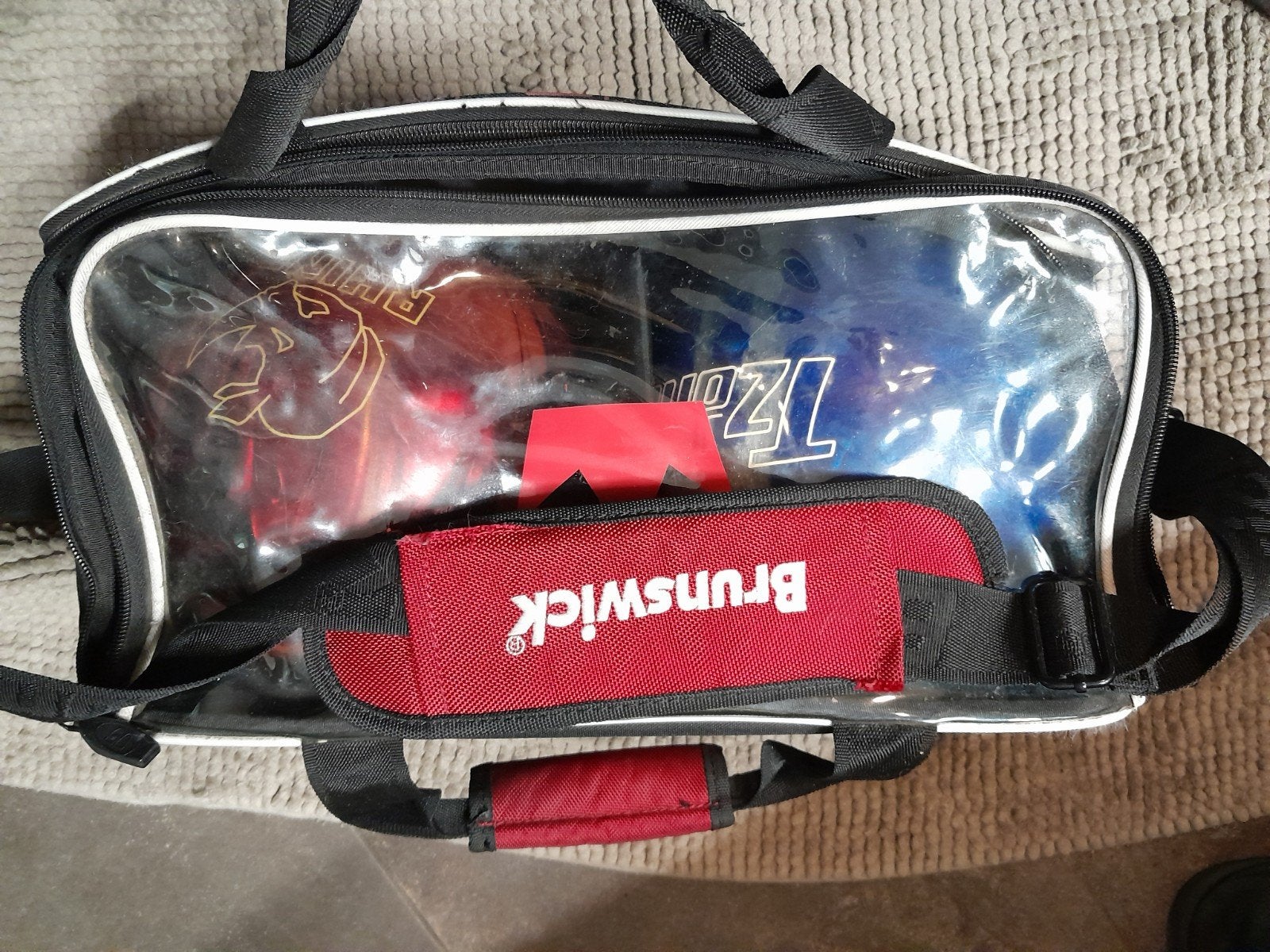 Brunswick Rhino en TZone Bowlingballen met Tas, Ophalen