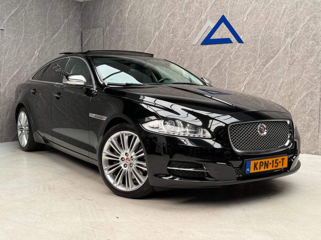 Jaguar XJ 3.0 V6 SC Portfolio / Dealer Onderh / Full Option, Auto's, Jaguar, Automaat, Euro 5, Achterwielaandrijving, Gebruikt