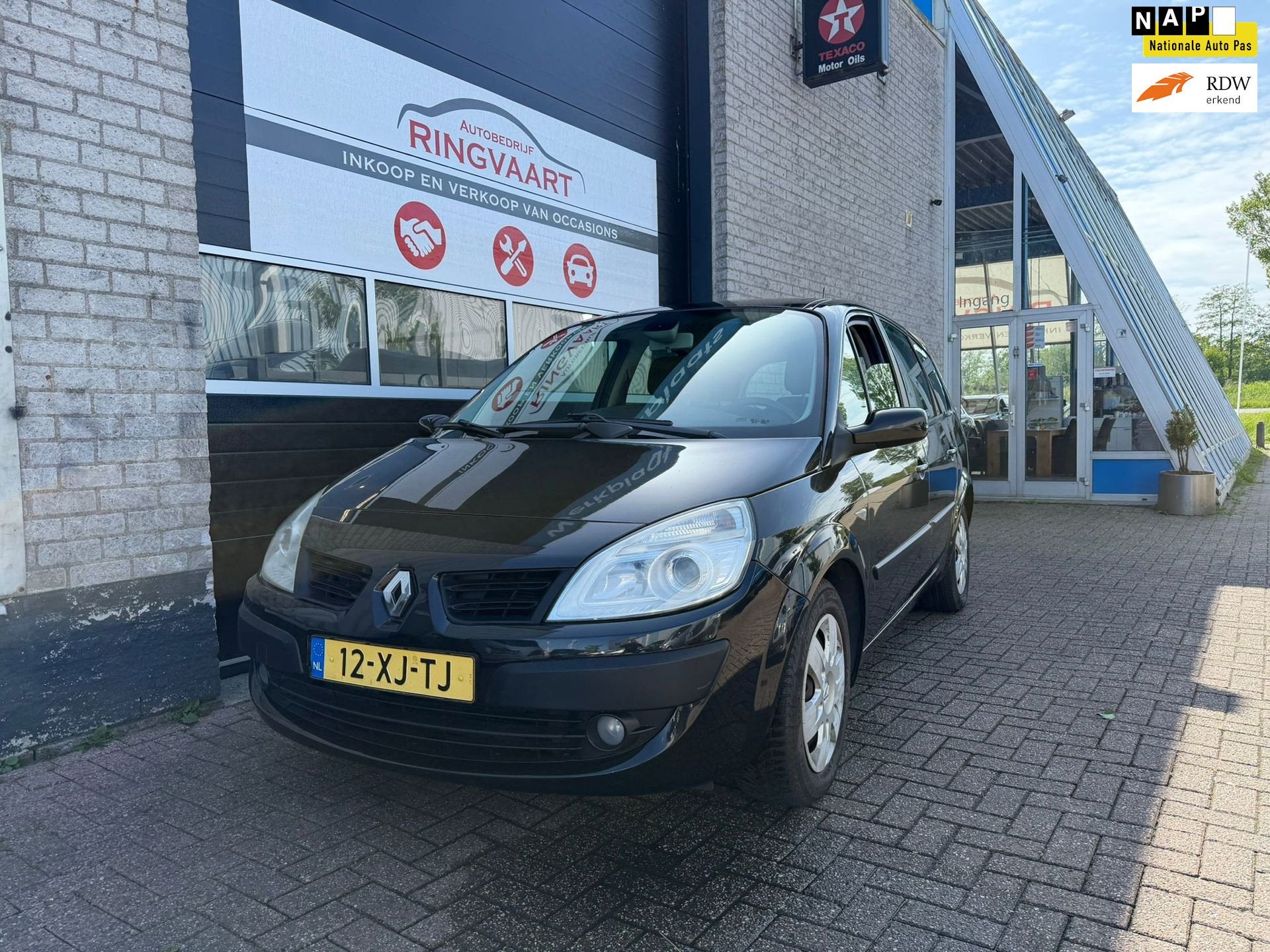 Renault Grand Scénic 1.6-16V Business Line Met 1 JAAR APK, Gebruikt, 4 cilinders, Automatische klimaatregeling, Zwart