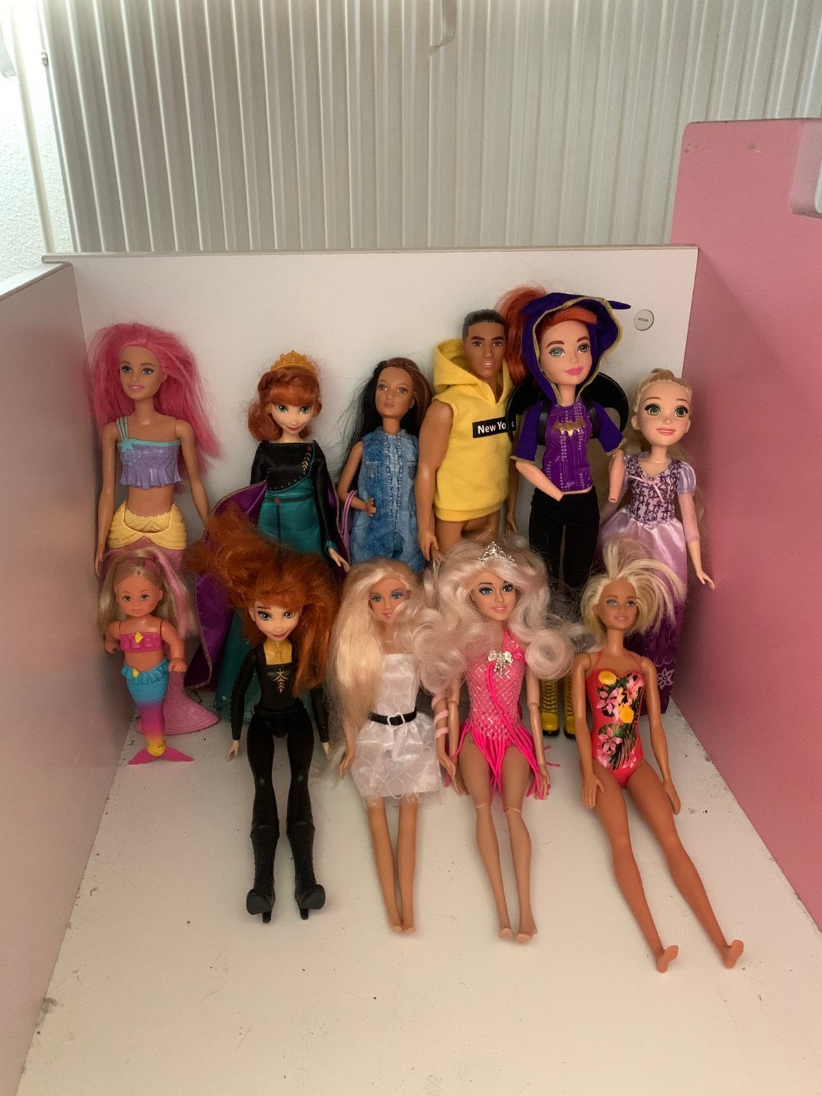 Een hele bak vol barbie’s, Ophalen, Gebruikt, Pop
