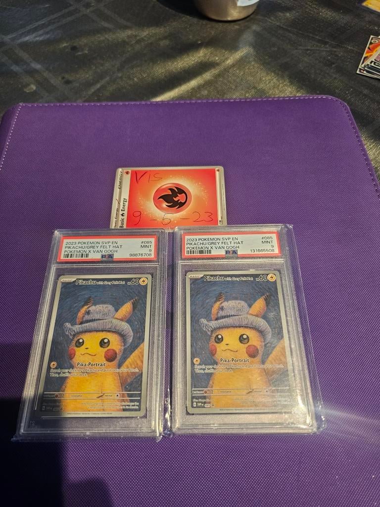 Van Gogh Pikachu PSA 9  2x- Zeldzame Pokémon Kaart, Ophalen of Verzenden, Zo goed als nieuw, Losse kaart