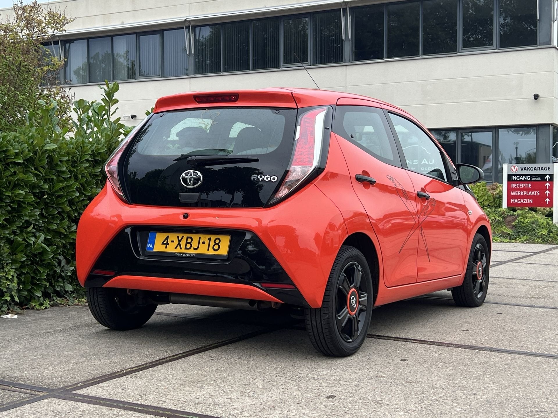 Toyota Aygo 1.0 VVT-i x-cite |CAMERA|AIRCO|UNIEK!|MULTI_STUU, Auto's, Euro 5, Stof, Gebruikt, Overige kleuren