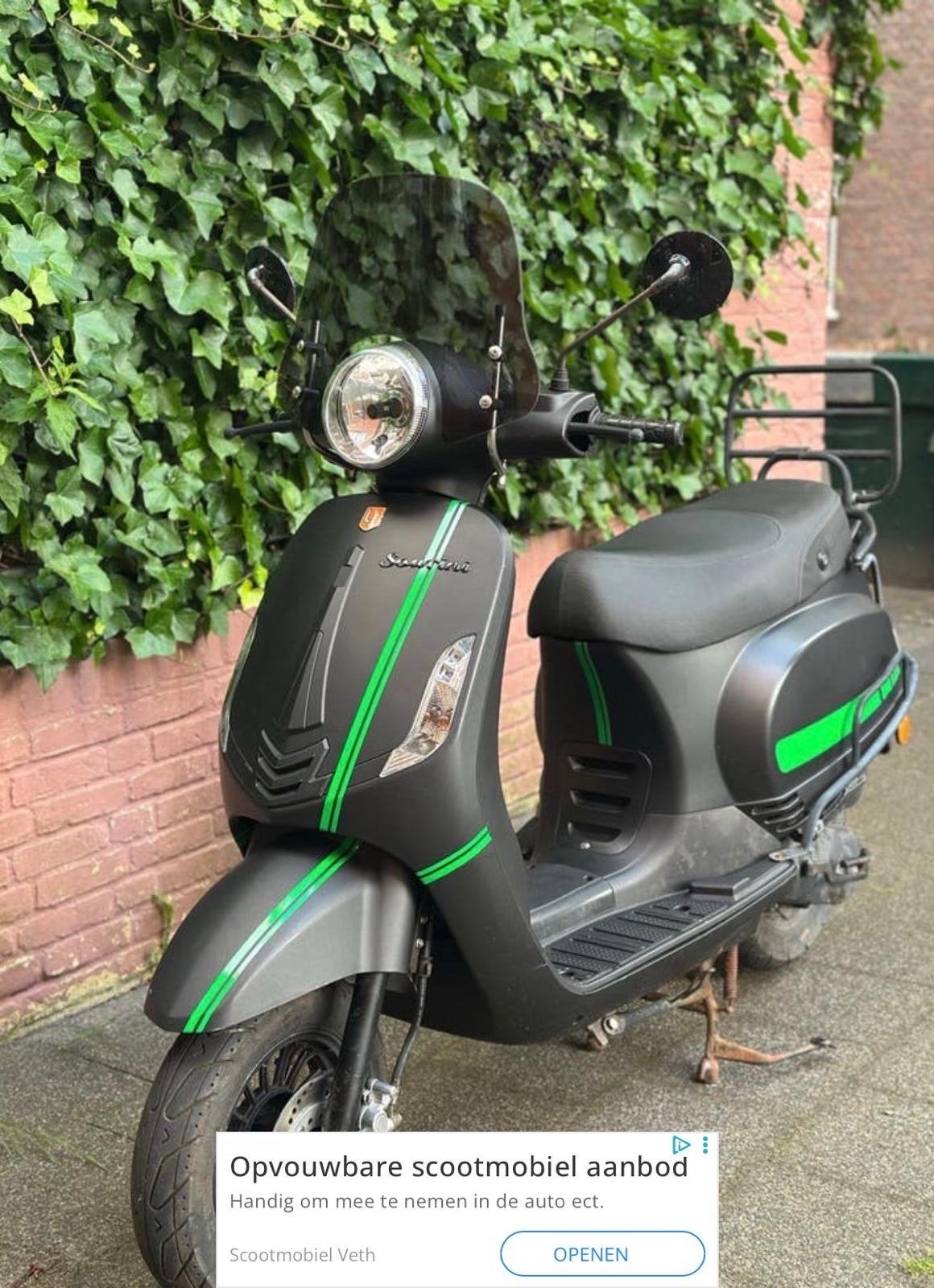 Snorscooter 4-takt La Sourini - Zuinig en omkeurbaar, Fietsen en Brommers, Snorfietsen en Snorscooters, Zo goed als nieuw, Benzine