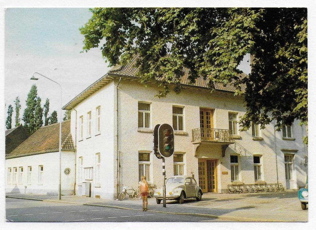 Reuver gemeentehuis Gelopen Ansichtkaart (B4200 ), Verzamelen, Ansichtkaarten | Nederland, Ophalen of Verzenden, 1980 tot heden