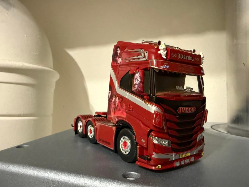 Weeda Iveco Tekno, Hobby en Vrije tijd, Modelauto's | 1:50, Ophalen of Verzenden, Zo goed als nieuw, Bus of Vrachtwagen, Tekno