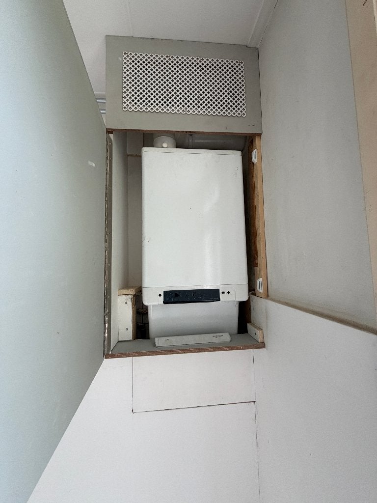 Intergas Kombo Kompakt 28/24A, Ophalen, 30 tot 80 cm, Gebruikt, Hoog rendement (Hr)