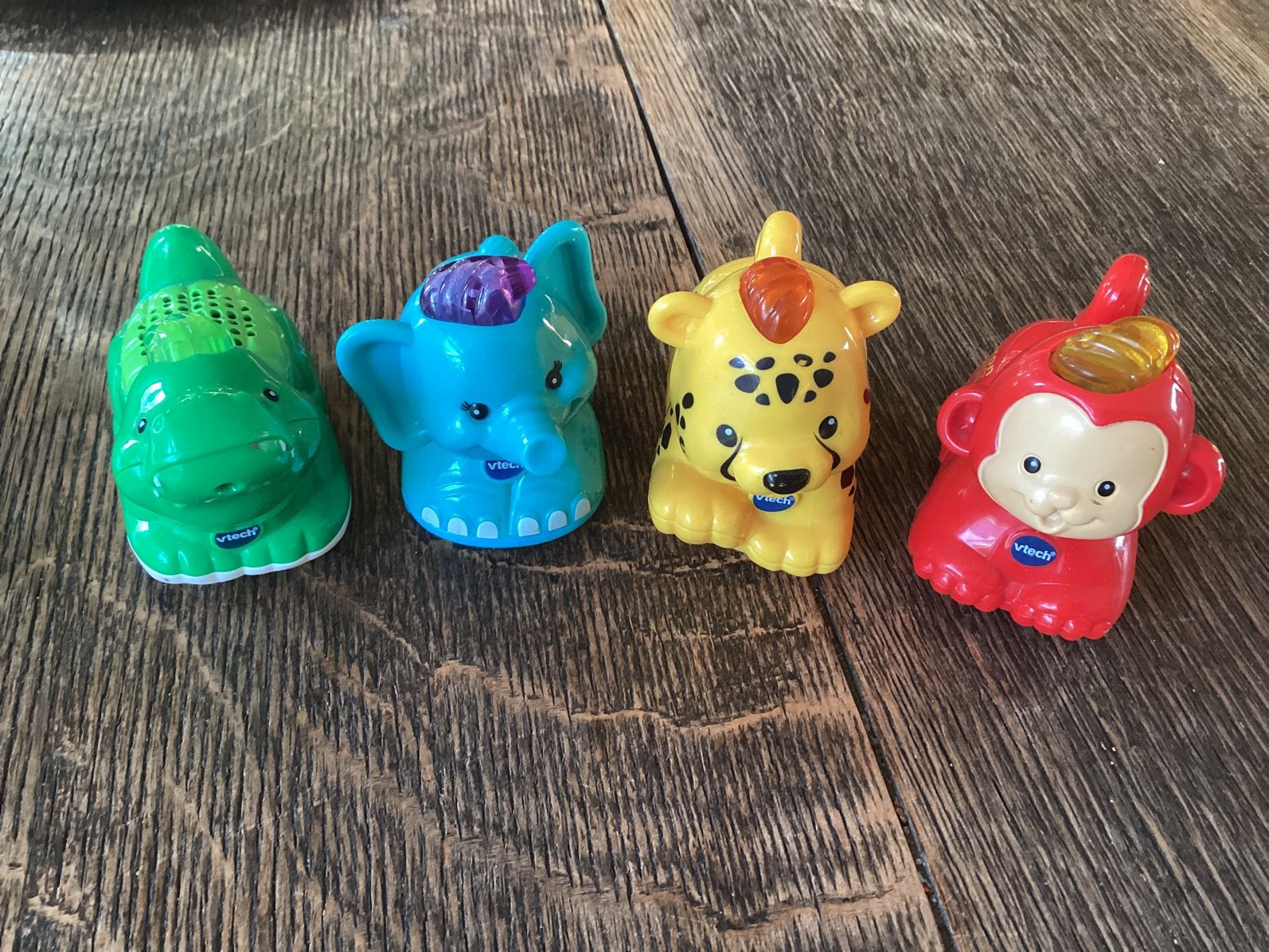 Vtech dierenauto’s met geluid en licht 4 x  voor, € 6, Ophalen of Verzenden, 6 maanden tot 2 jaar