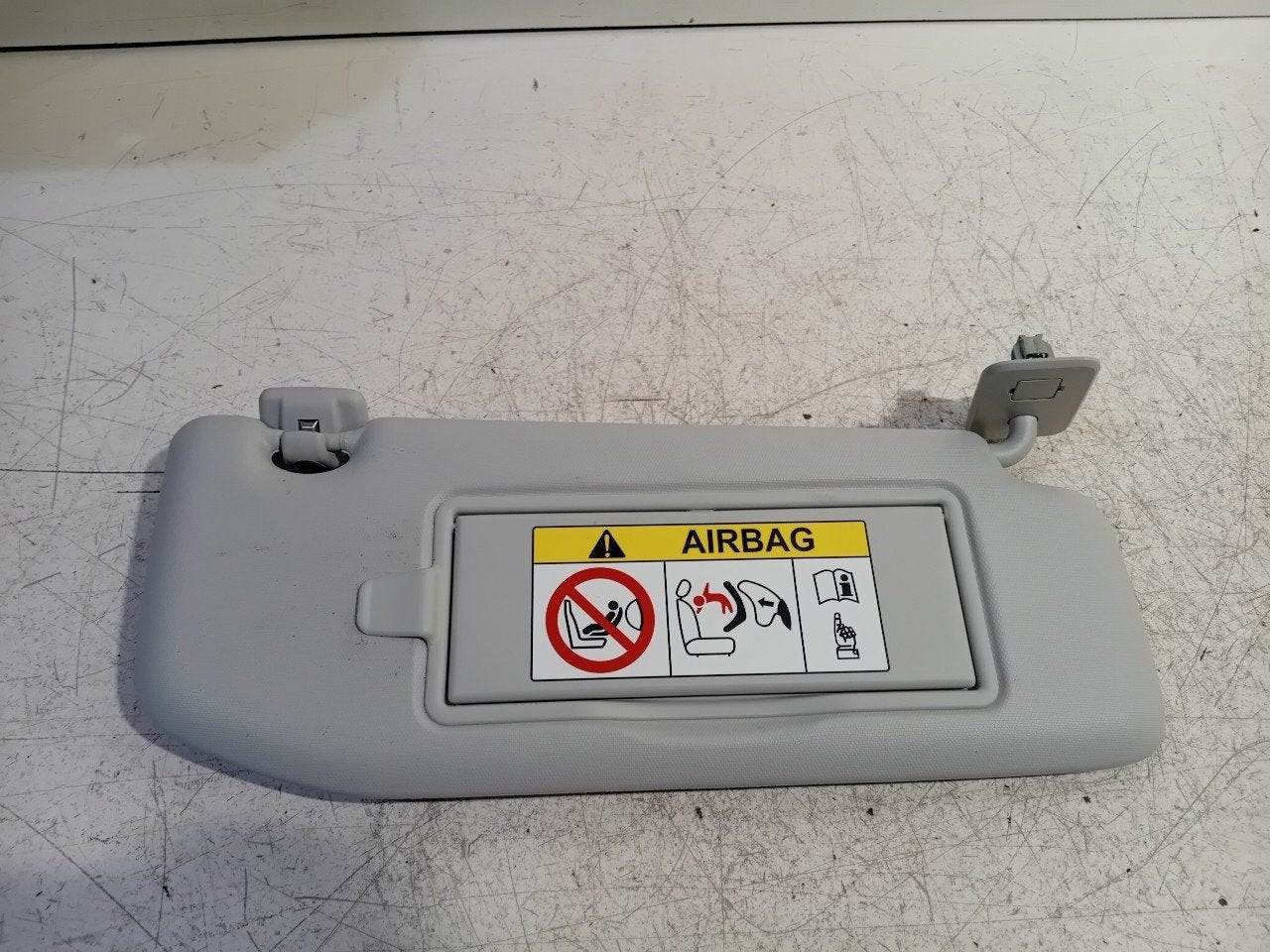 Zonneklep links Citroën C4, Auto-onderdelen, Onderdelen@venauto.nl, Van der Ven Autorecycling B.V., Gebruikt, Ettenseweg 76, 4706 PB Roosendaal, The Netherlands