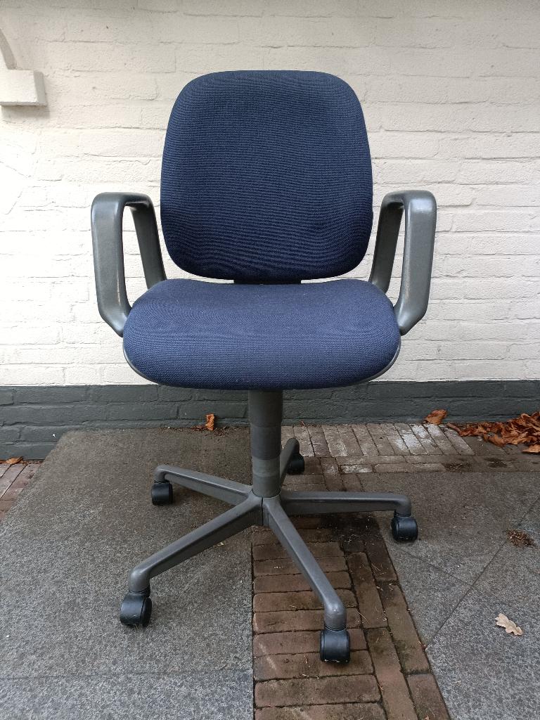 Comforto ergonomische bureaustoel met blauwe stoffering, Ophalen