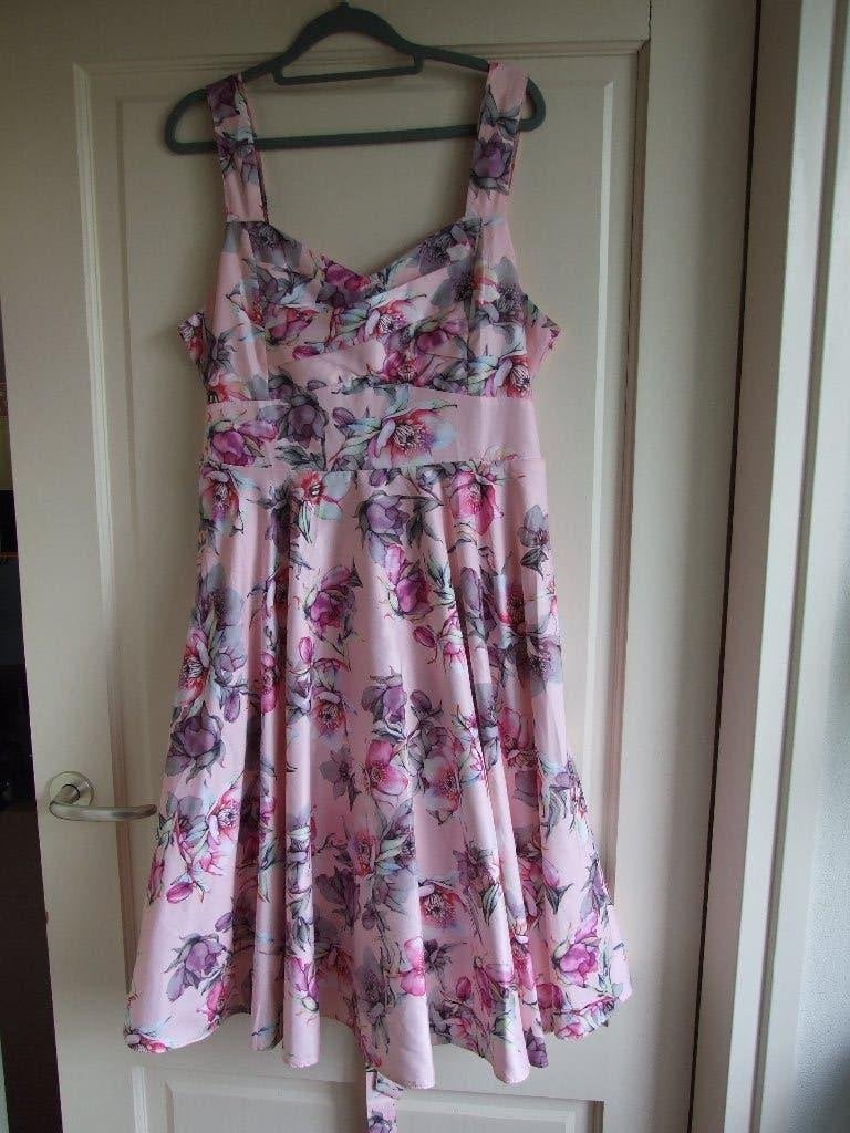 Stella Morgan roze gebloemde jurk met striklinten mt 40, Kleding | Dames, Maat 38/40 (M), Stella Morgan, Ophalen of Verzenden