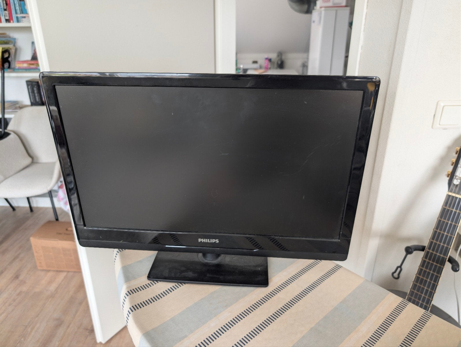 Philips TV 22 inch - Ideaal voor slaapkamer of keuken, Ophalen, 50 Hz, Philips