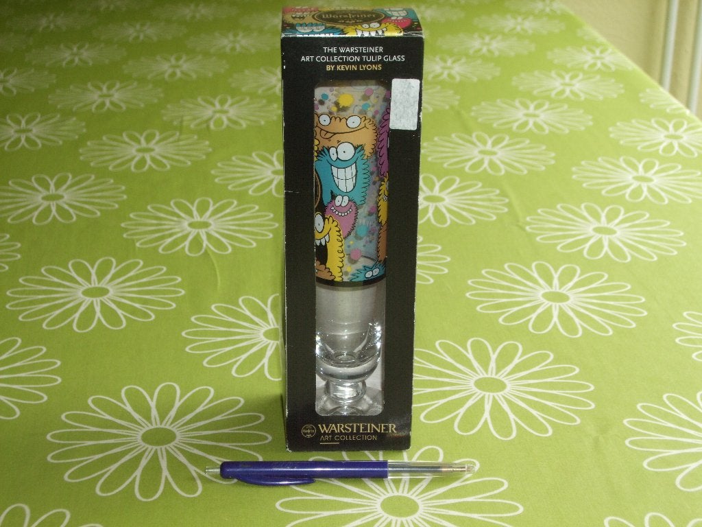 Warsteiner - Kevin Lyons - bierglas + doosje, Verzamelen, Biermerken, Ophalen of Verzenden, Zo goed als nieuw, Glas of Glazen