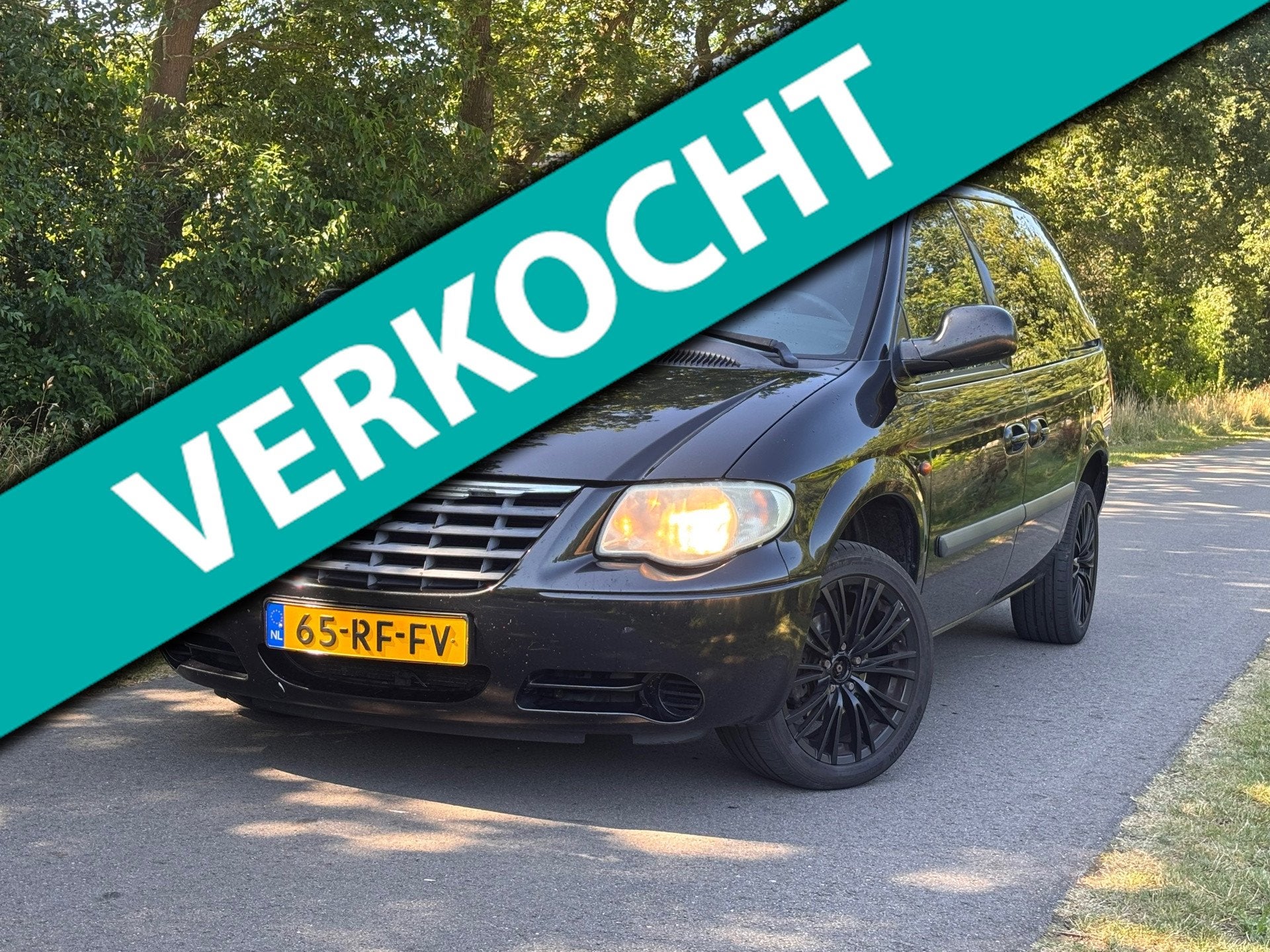 Chrysler Voyager 3.3i V6 SE Luxe | Automaat + Leder + Cruise, Auto's, Chrysler, 3301 cc, 450 kg, Gebruikt, 7 stoelen