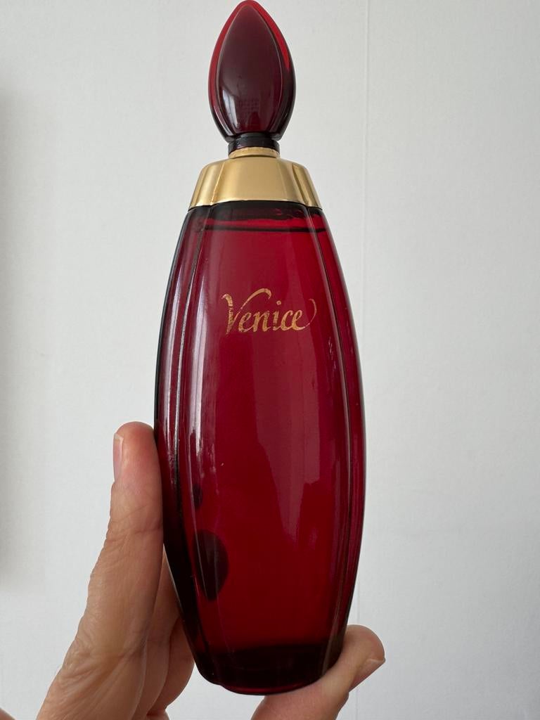 Yves Rocher Venice 100ml edt splash fles, Sieraden, Tassen en Uiterlijk, Uiterlijk | Parfum, Ophalen of Verzenden, Nieuw
