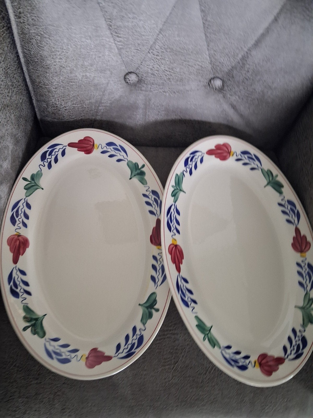 2x Boch Frères 'Boerenbont' ovale serveerschalen, Antiek en Kunst, Ophalen of Verzenden