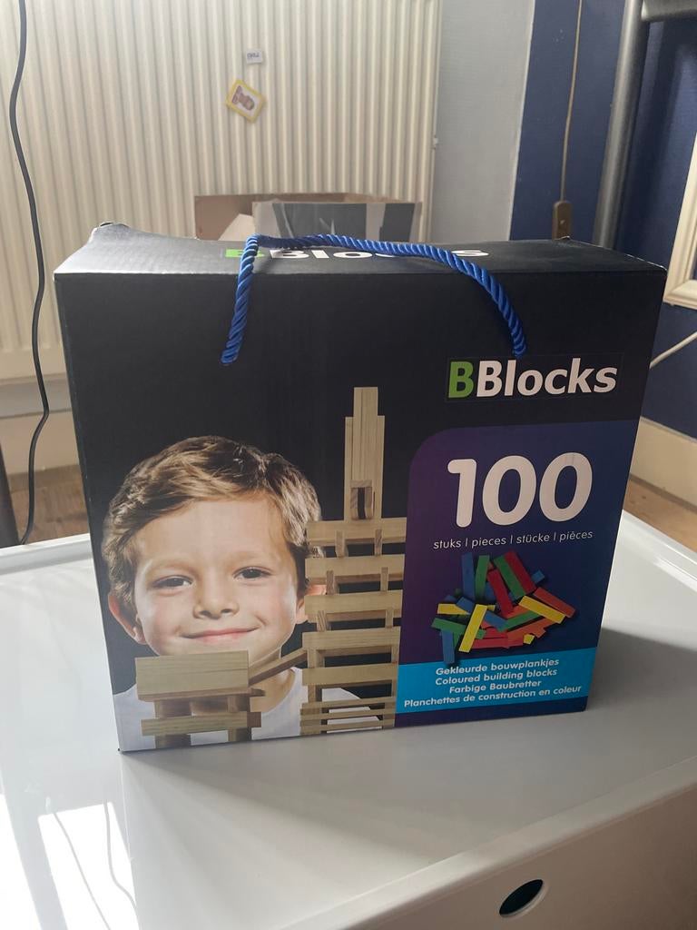 B Blocks 100 Stuks Gekleurde Bouwplankjes, Ophalen of Verzenden, Nieuw, Overige merken