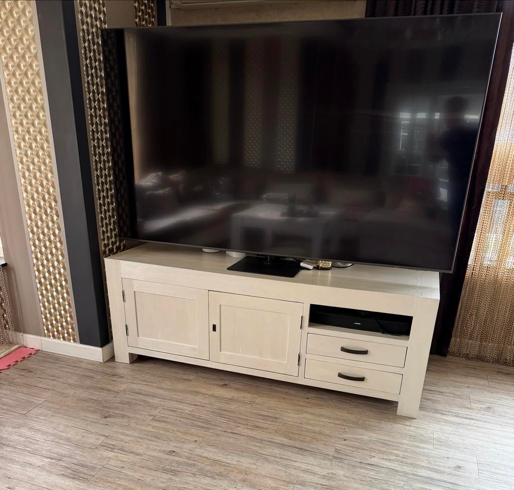 Stijlvol wit geverft teakhout  tv-meubel met opbergruimte, Huis en Inrichting, Kasten | Televisiemeubels, Gebruikt, 150 tot 200 cm