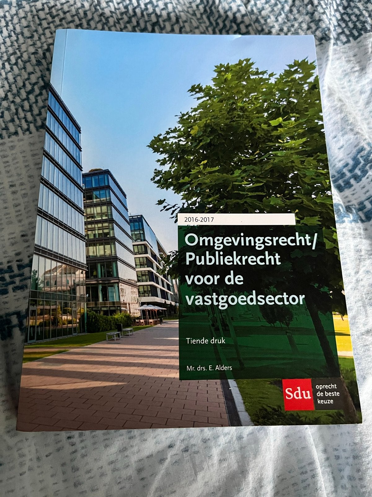 Omgevingsrecht/Publiekrecht vastgoedsector 2016-2017, Ophalen of Verzenden, Gamma, Zo goed als nieuw, HBO