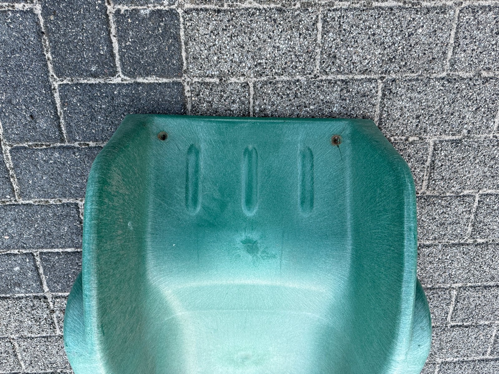 Groene glijbaan voor kinderen - kleine scheur, geen effect, Ophalen, Gebruikt, Glijbaan