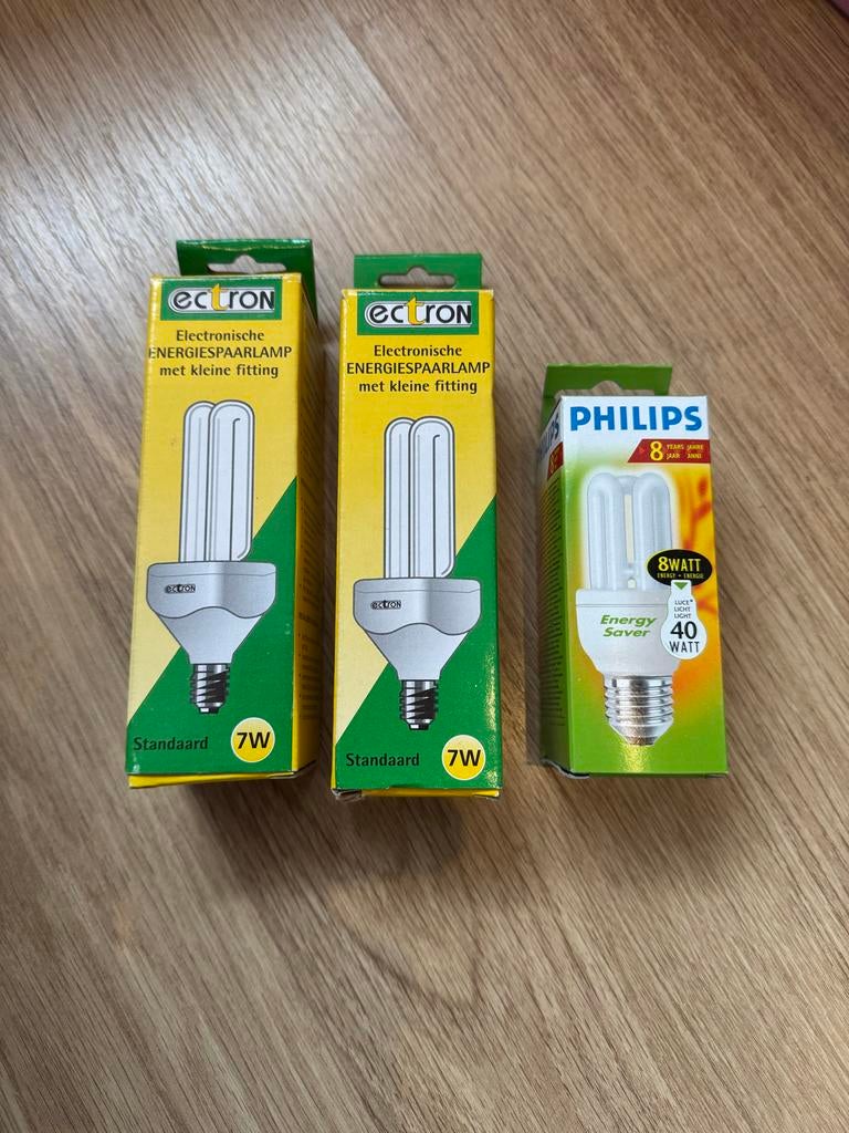 Nieuwe Spaarlampen: 2x Ectron 7W, 1x Philips 8W, Minder dan 30 watt, E14 (klein), Nieuw, Ophalen of Verzenden