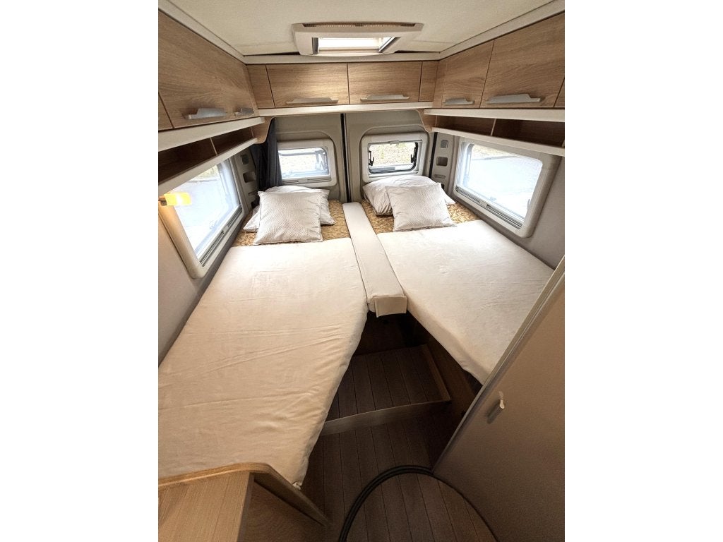 Caravans And Camping Knaus