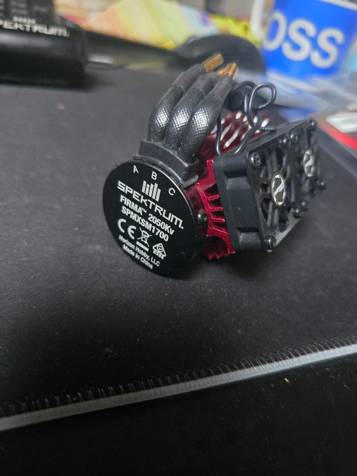 ARRMA  2050kv motor + Surpass Duo Fan Mount (6S), Elektro, Ophalen of Verzenden, Zo goed als nieuw, Onderdeel