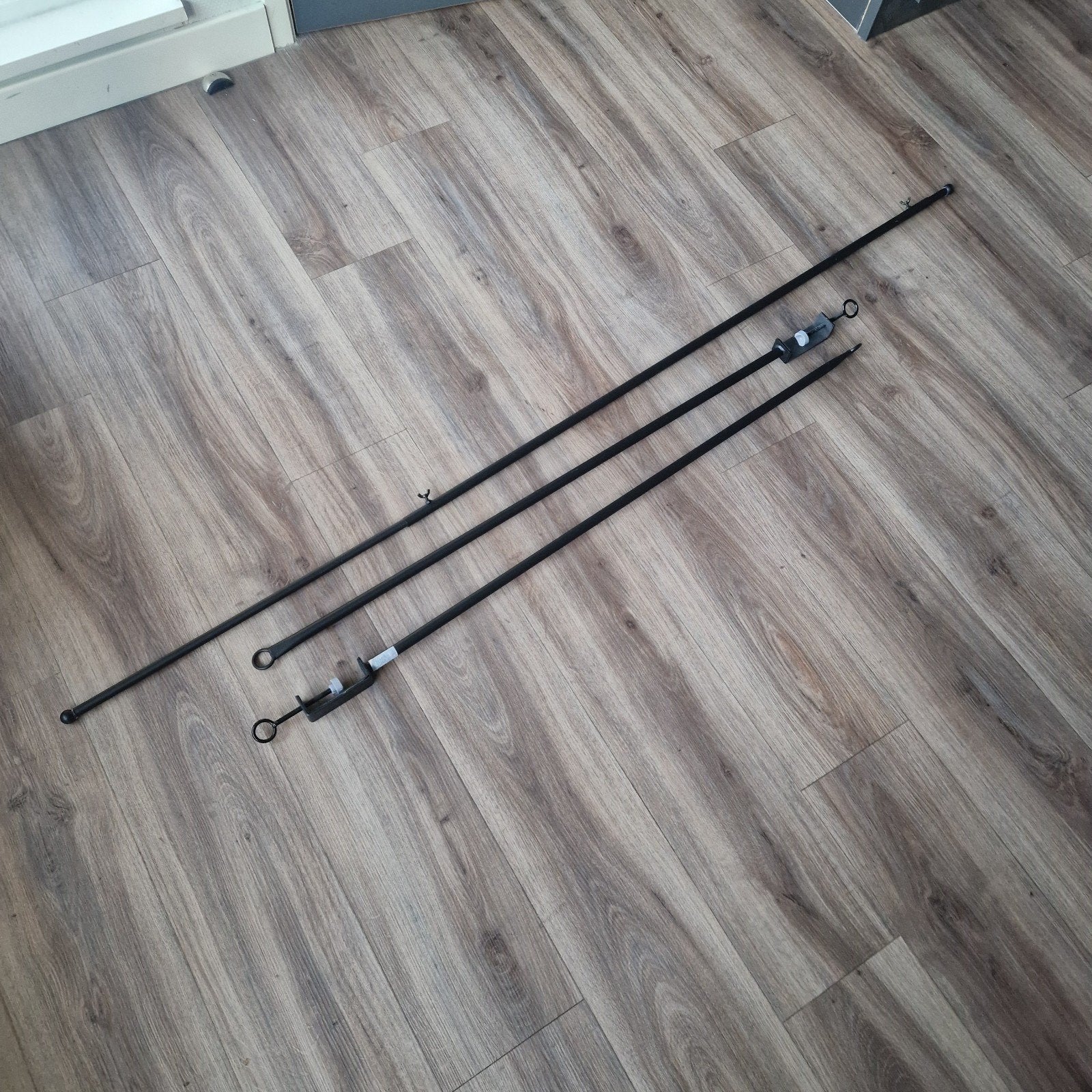 Verstelbare tafelklem / sierstang tot 2 meter, Ophalen, Gebruikt, Zwart, Metaal