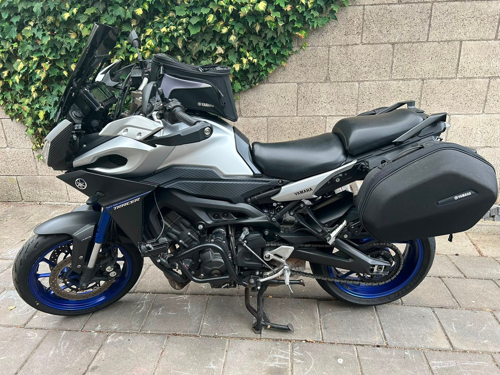 Yamaha MT-09 tracer, Particulier, Toermotor